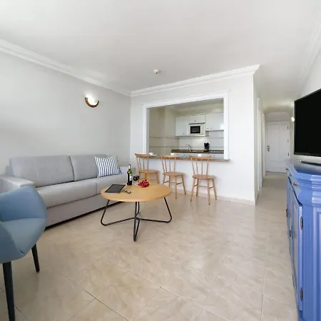 With Direct Access In Playa Puerto Del Carmen Apartman *
