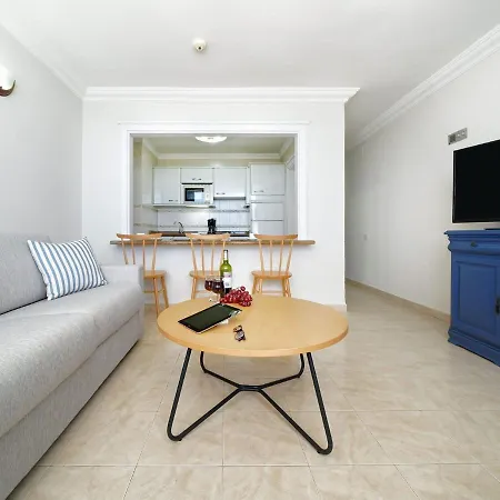 With Direct Access In Playa Puerto Del Carmen Apartment *